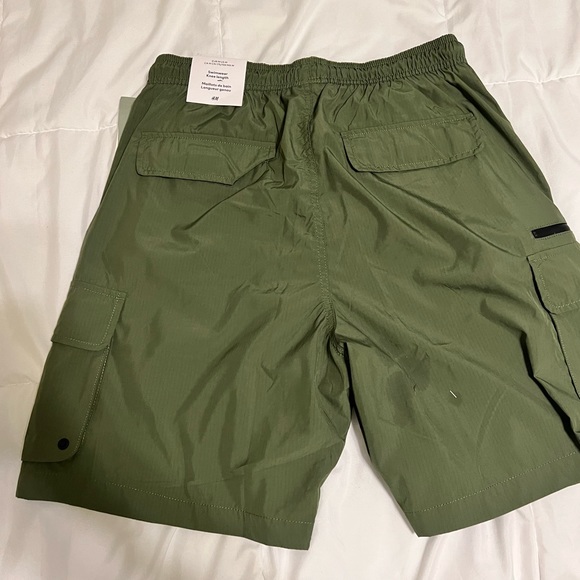 Brand new mens swim trunks - medium - price negotiable - Picture 2 of 4